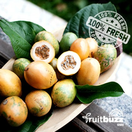 Fresh Yellow Golden Passion Fruit